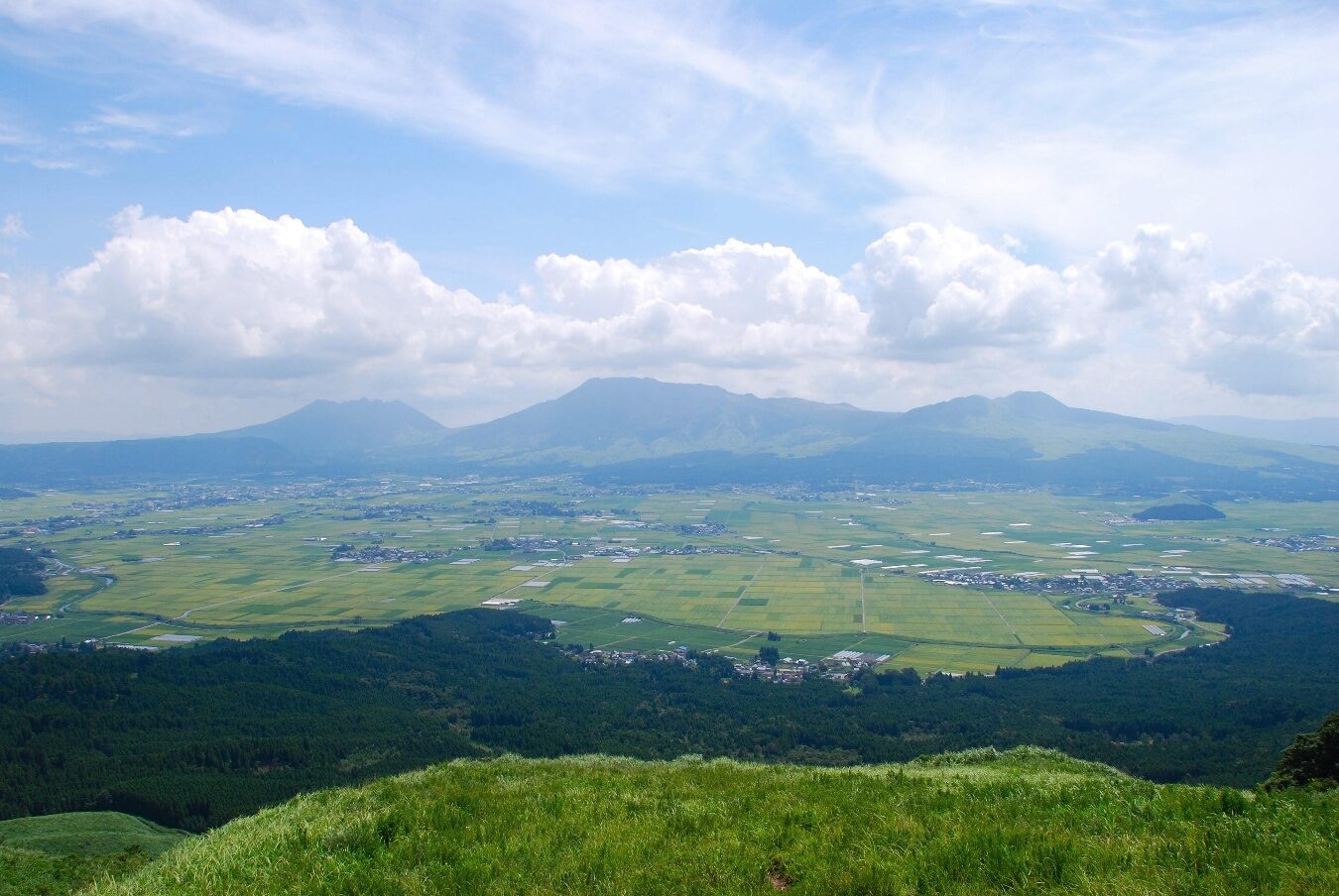 阿蘇のカルデラ｜すべての水が始まる場所